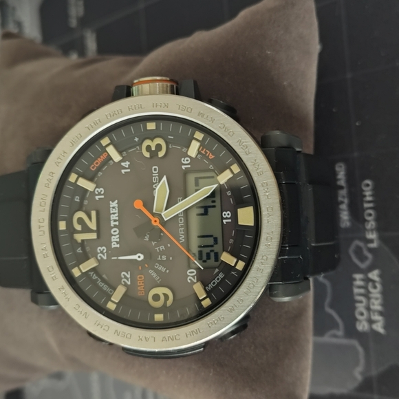Casio Pro Trek Black Watch